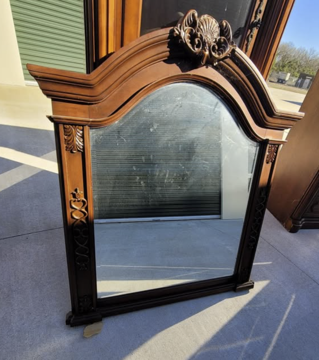 OAK FURNITURE PIECES