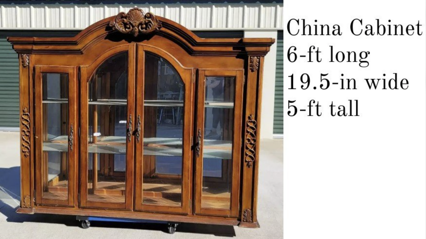 OAK FURNITURE PIECES